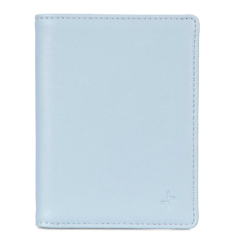 Tracker Essential Passport Holder