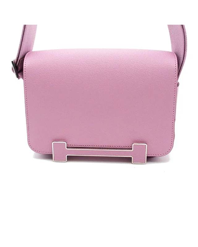 Best tote bags with large open tops for easy access to items-Mauve Chevre Leather Crossbody Bag with Adjustable Strap