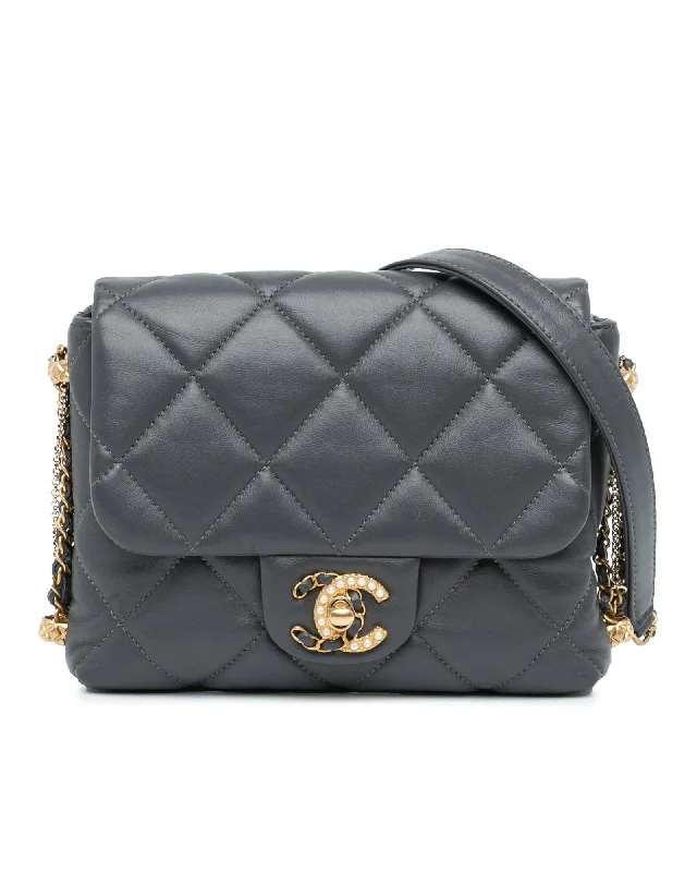 Tote bags with bold graphic designs for a contemporary, artistic appearance-Chanel 19 Flap Bag in Gray Lambskin Leather